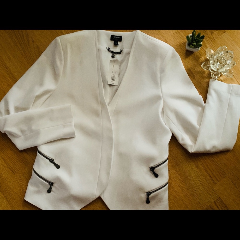Nicolle Miller white open jacket